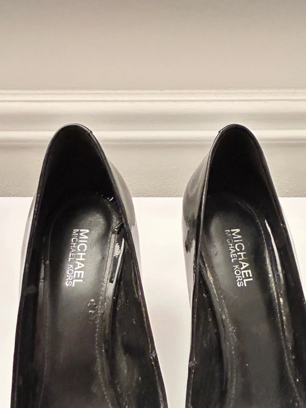 MICHAEL Michael Kors Black Patent Pointed Toe Pumps 6.5 - Picture 7 of 10